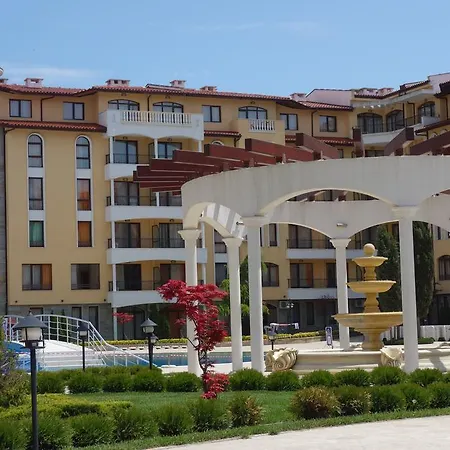 Apartment 32 Royal Sun